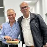 Zwei Weggefährten seit den Anfängen von Botament: Hermann Rohling (links) und Jack Geenen (rechts) arbeiten seit mehr als drei Jahrzehnten gemeinsam am Erfolg des Unternehmens.